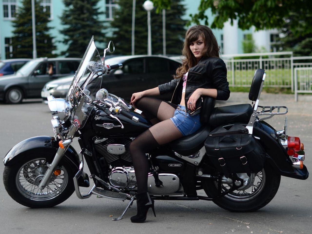 European women on bikes in Lodz